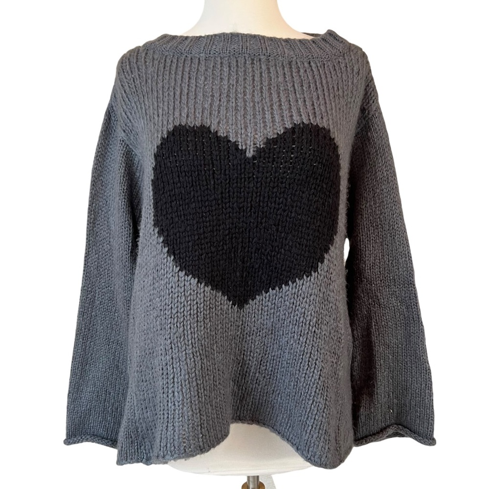 Wooden Ships Heart Crew Lightweight Sweater in Gunmetal/Black